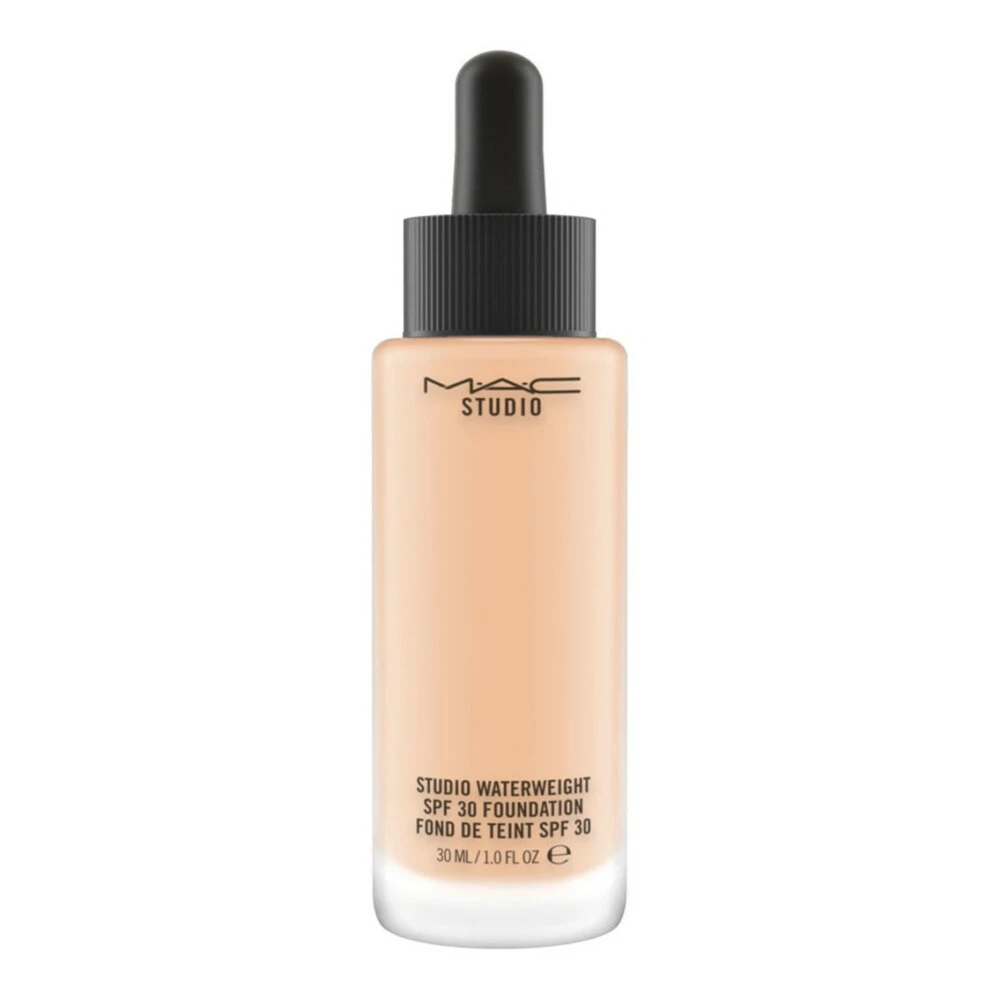 MAC Cosmetics Studio Waterweight Foundation SPF30 NC25 3 MAC Cosmetics Studio Waterweight Foundation SPF30 NC25
