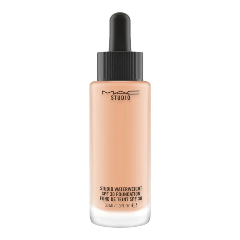 MAC Cosmetics Studio Waterweight Foundation SPF30 NW25 3 MAC Cosmetics Studio Waterweight Foundation SPF30 NW25