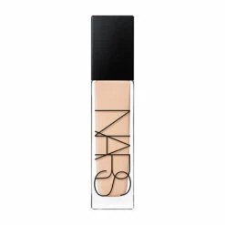 NARS Natural Radiant Longwear Foundation Oslo Light 1
