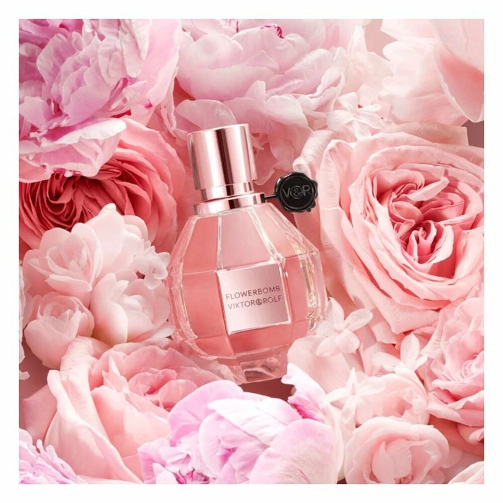 Viktor En Rolf Flowerbomb Eau De Parfum Spray 6 Viktor En Rolf Flowerbomb Eau De Parfum Spray - Afbeelding 4